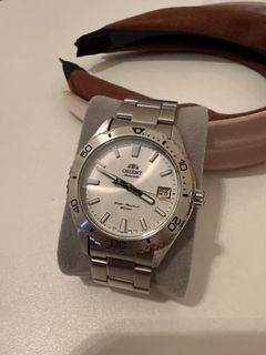 （分類：）位於 。 由 buyandselluser 提交（商品編號 1440923420，圖片 1）。簡介： 。