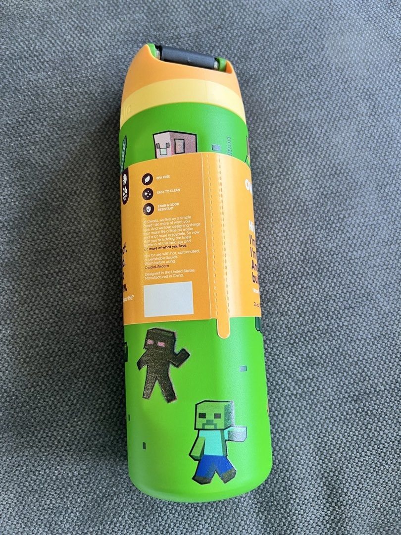 Owala minecraft 24oz / 710ml - Box damaged468248577464094723