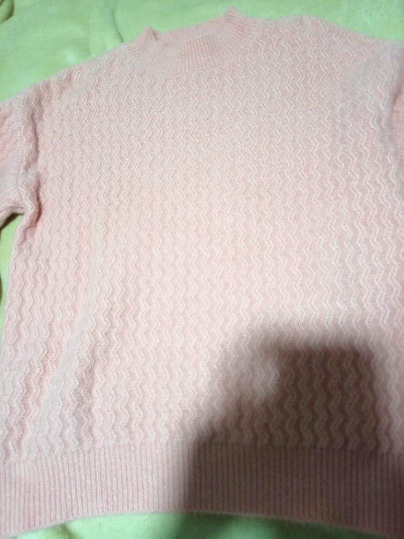 Pink Textured Knit Sweater (Category: Longsleeves) located in Rizal. Submitted by declutterprod (Listing ID 1440801800, Image 2). Description: - Soft pink textured knit sweater - Mock neck design - Long sleeves with ribbed cuffs and hem - Cozy and comfortable for cooler weather - Great for layering or wearing on its own.