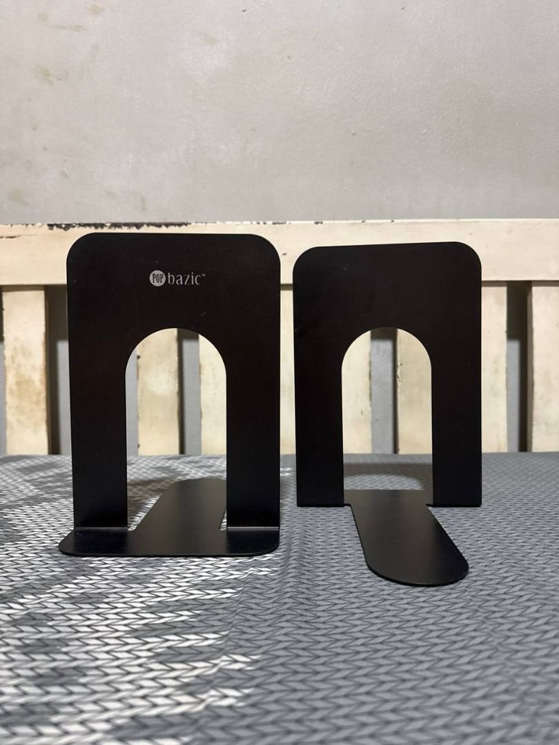 POP Bazic Bookends468742452586096640