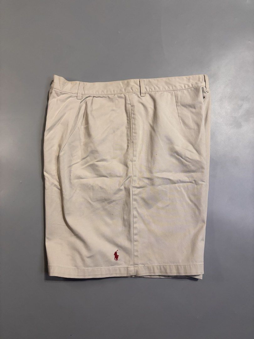 Ralph Lauren sport Short (Category: Shorts) located in Bacolod City. Submitted by crypticdystopian (Listing ID 1440845587, Image 1). Description: Ralph Lauren Short -Authentic Condition: Excellent Color rate: 9.8/10 (Color may vary due to lighting) Dimensions:W32/L20/15.5 Flaws:❌ “Tags are provided for authenticity checking”.