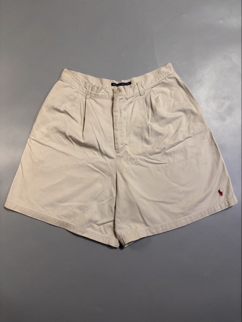 Ralph Lauren sport Short (Category: Shorts) located in Bacolod City. Submitted by crypticdystopian (Listing ID 1440845587, Image 2). Description: Ralph Lauren Short -Authentic Condition: Excellent Color rate: 9.8/10 (Color may vary due to lighting) Dimensions:W32/L20/15.5 Flaws:❌ “Tags are provided for authenticity checking”.