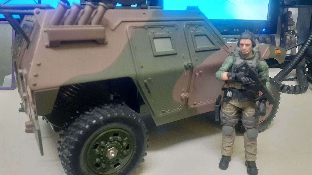 RC def. 1;18 scale armor truck (Category: Remote Control Toys) located in Quezon City. Submitted by snakeeyes1873820201 (Listing ID 1440842983, Image 2). Description: FS: RC def/untested 1;18 scale NO CONTROLLER wysiwyg.