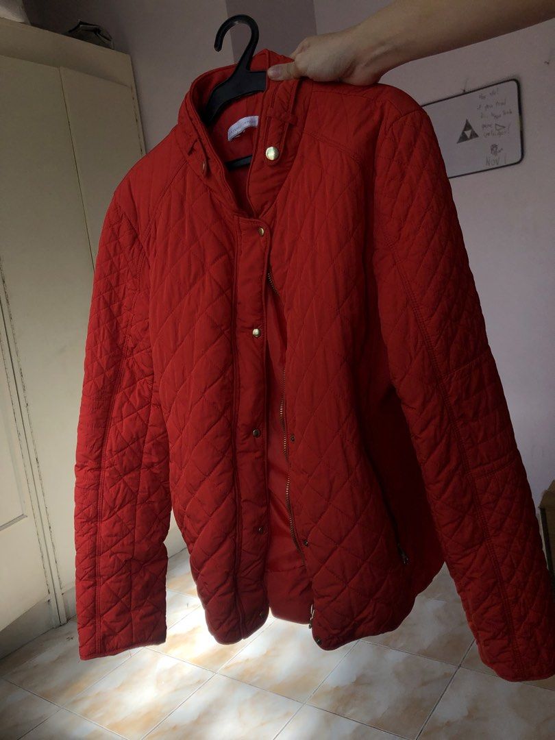 (New York & Company) Red Quilted Jacket (Category: Coats, Jackets and Outerwear) located in Mapandan. Submitted by olibski (Listing ID 1440908420, Image 3). Description: galing pa ng america. i have no use for it anymore 📍loc: San Carlos, Pangasinan (will do meet-up 📦 shipping: buyer shoulders SF ❗️note: color may vary due to lighting.