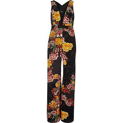 River Island Floral Jumpsuit (Category: Jumpsuits) located in Quezon City. Submitted by fashionifywardrobe8899 (Listing ID 1440915916, Image 1). Description: .