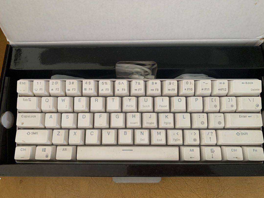 RK61 KEYBOARD RED SWITCH (Category: Computer Keyboard) located in Antipolo. Submitted by zerokive (Listing ID 1440950116, Image 1). Description: ❗️red switch ‼️ complete inclusions !! - unit - wired attachment - keycap puller - extra red switches - wireless usb plug - manual - box has 3 modes: bluetooth, wireless through usb, and wired flaw: dust and gunk inside the keyboard (keycap puller included for cleaning) and scuffs on the keys mop: gcash 