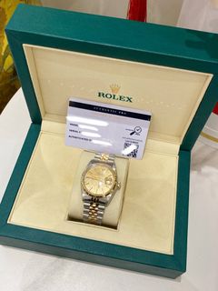 (Category: ) located in . Submitted by watchluxury888 (Listing ID 1440826200, Image 1). Description: .