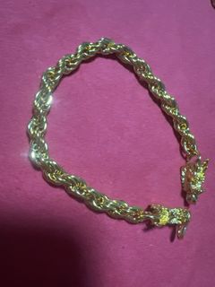 (Category: ) located in . Submitted by audichar (Listing ID 1440816251, Image 1). Description: .