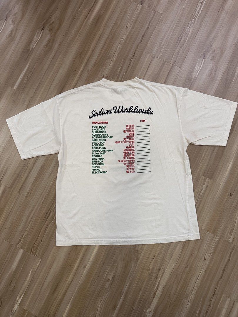Section Tee (Category: Activewear) located in Seremban. Submitted by miorazim (Listing ID 1440870224, Image 3). Description: Section Tee 8/10 RM40 Dfod/Cod Seremban 2 and UTM .
