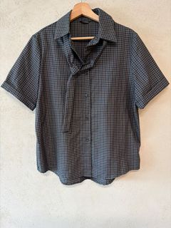 (Category: ) located in . Submitted by clearingofwardrobe (Listing ID 1440762675, Image 1). Description: .