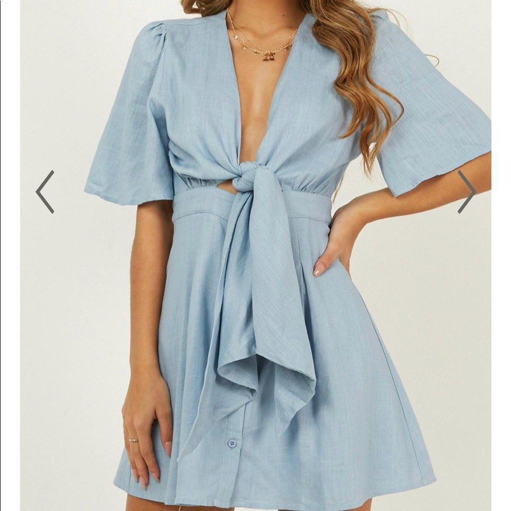 Showpo Blue Romper Brand New (Category: Dresses) located in Manila. Submitted by declutterwithC (Listing ID 1440804539, Image 2). Description: Can fit small to large.