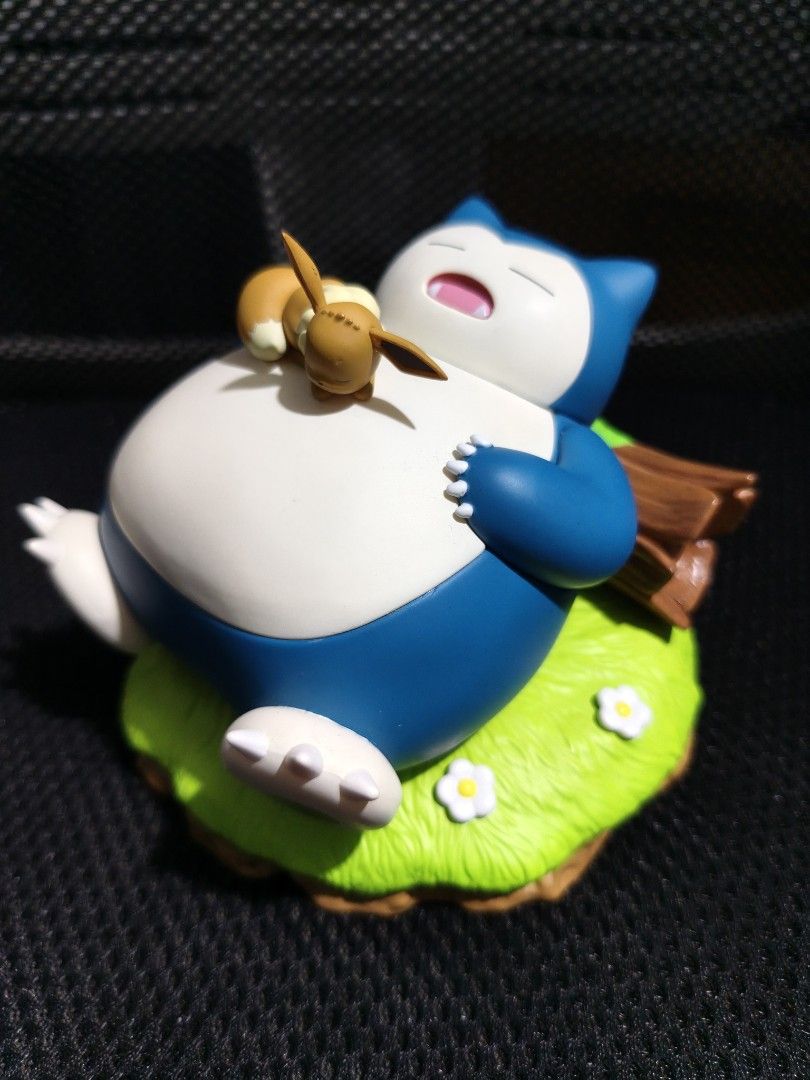 Snorlax Eevee Funism (Category: Designer & Blind Box Toys) located in Valenzuela. Submitted by chuwie1026 (Listing ID 1440900115, Image 2). Description: with box 6.5-7 inches .