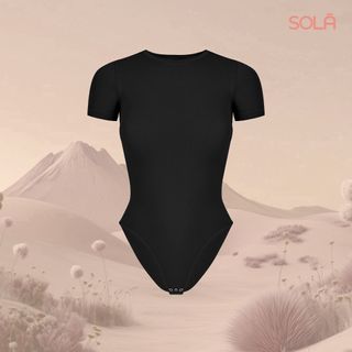 (Category: ) located in . Submitted by shop.sisterscloset (Listing ID 1440921315, Image 1). Description: .