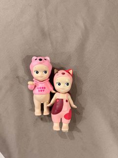 (Category: ) located in . Submitted by vintagefinds.2021 (Listing ID 1440878789, Image 1). Description: .