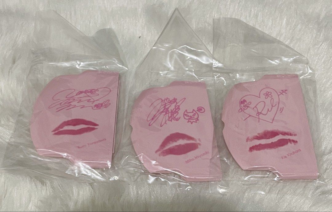Sony PS2 Battery Covers Bundle 6pcs (Category: Cases & Covers) located in Quezon City. Submitted by sissymissy1527 (Listing ID 1440914905, Image 2). Description: Take all 6pcs for 400.