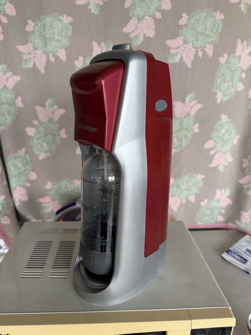 Sparkling Water Soda Maker (Category: Water Purifiers & Dispensers) located in Bulacan. Submitted by mysticdeer.6d7f47 (Listing ID 1440857794, Image 1). Description: Sodastream Brand with 2 pcs Co2 refill tank(already empty.