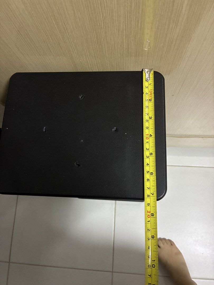 Speaker stand468417968803696644
