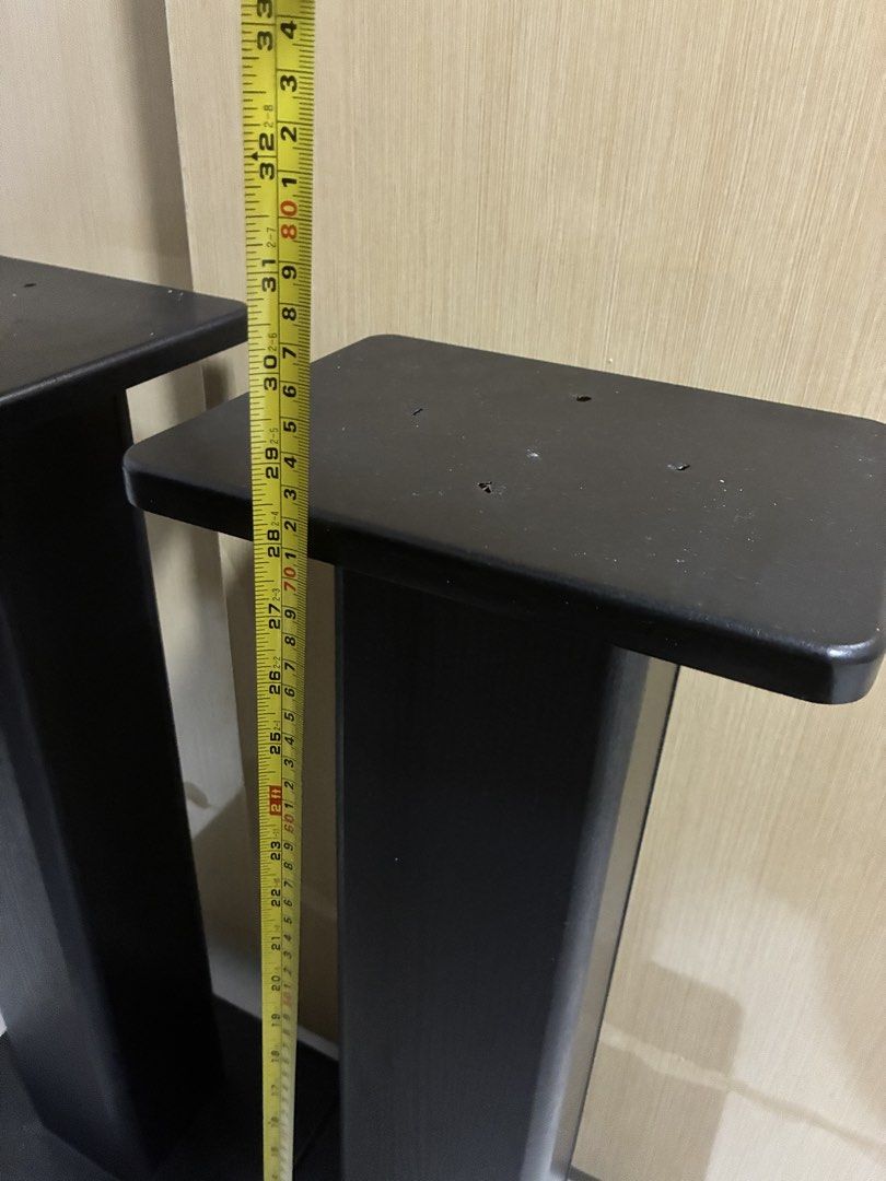 Speaker stand468417968803696642