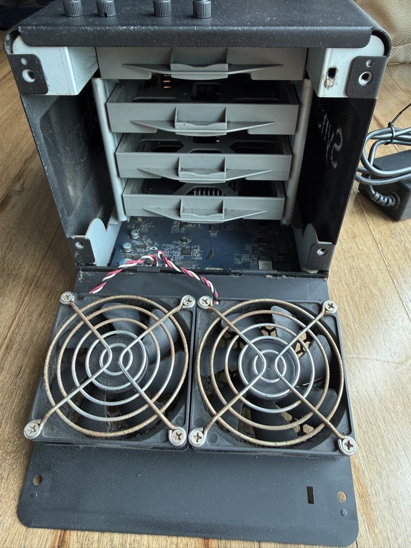 Synology DS416j 4-Bay NAS Server468327984834160641