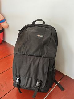 (Kategori: ) berada di . Dikirim oleh rambopalem (ID iklan 1440847340, Gambar 1). Deskripsi: .