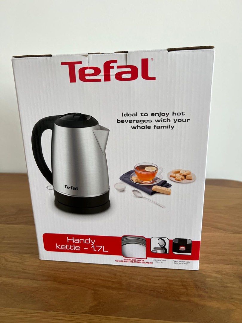 Tefal Handy Kettle 1.7L KI800D65 (Category: Kettles & Airpots) located in Singapore. Submitted by pt2021 (Listing ID 1440841541, Image 2). Description: - Tefal Handy Kettle - 1.7L capacity - Polished stainless steel body (easy to clean) - 360-degree rotational base - On/off switch with indicator light - Ideal for making hot beverages for the whole family - buyer please self collect.