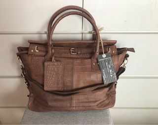 （分類：）位於 。 由 smallcherry83 提交（商品編號 1440832970，圖片 1）。簡介： 。