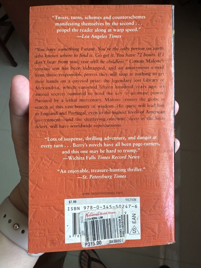 The Alexandria Link by Steve Berry (Category: Storybooks) located in Santiago. Submitted by spree33 (Listing ID 1440804868, Image 2). Description: Title: The Alexandria Link Author: Steve Berry No issues, regular wear and tear, old/brown pages Take note that these are old books so manage your expectations. Buy more books/items to get discounted price/free item to be given Any MOP and MOD preferred by buyer Delivery fee to be shouldered by buyer.