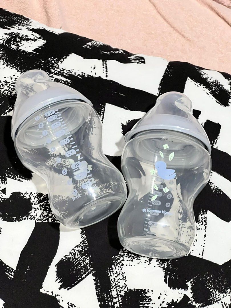 Tommee Tippee Bottle (Category: Breastfeeding & Bottle Feeding) located in Valenzuela. Submitted by prelovedbysnowy (Listing ID 1440879352, Image 1). Description: Tommee Tippee Natural Start Self-Sterilising PP Bottle (260ml, Blue) w/o teat Condition: Not used, w/o box RFS: We only used the 150ml bottle from the set, and my baby prefers a different teat.￼.
