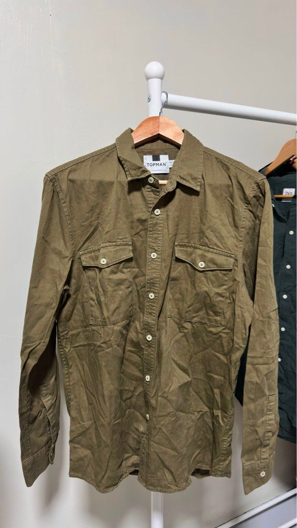 TOPMAN polo (Category: Formal Shirts) located in Tagum. Submitted by faeriiie (Listing ID 1440891184, Image 1). Description: Original TOPMAN from europe.