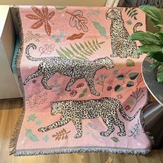 (Category: ) located in . Submitted by thefengcollection (Listing ID 1440880215, Image 1). Description: .