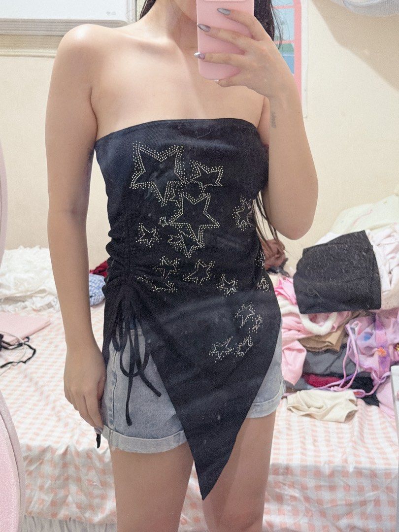 Tube Top Y2K Vibe - M (Category: Sleeveless) located in San Fernando. Submitted by shinenicole (Listing ID 1440941674, Image 2). Description: .