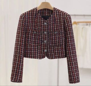 (Category: ) located in . Submitted by wardrobepreloved__ (Listing ID 1440786473, Image 1). Description: .