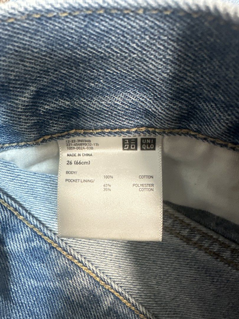 Uniqlo Denim Shorts (Category: Shorts) located in Mandaluyong City. Submitted by krstls (Listing ID 1440817659, Image 3). Description: Light wash denim shorts from Uniqlo. Size 26. Features a distressed look with rips and frayed hem. Classic five-pocket style. Great for casual wear..