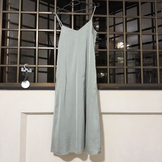 (Category: ) located in . Submitted by aplacetoshop (Listing ID 1440901493, Image 1). Description: .