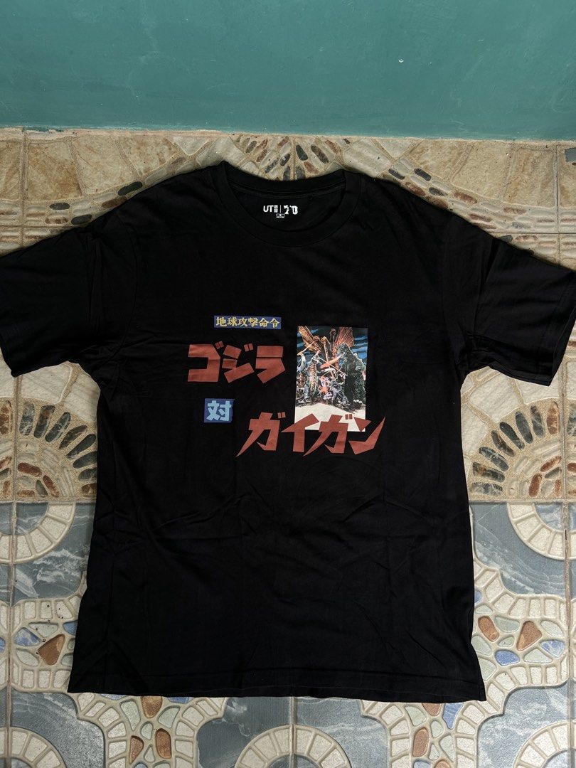 Uniqlo Tshirt X Godzilla (Category: Tshirts & Polo Shirts ) located in Cavite. Submitted by slumbermanila (Listing ID 1440823213, Image 1). Description: UNIQLO Godzilla UT 70th Anniversary graphic t-shirt featuring a “Terror of Mechagodzilla” movie poster design..
