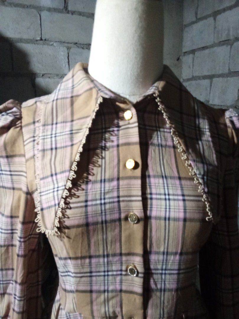 Vintage style checkered dress (Category: Dresses) located in Meycauayan. Submitted by midori021 (Listing ID 1440911106, Image 2). Description: S-M.