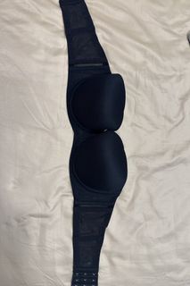 (Category: ) located in . Submitted by a.smobile (Listing ID 1440819973, Image 1). Description: .