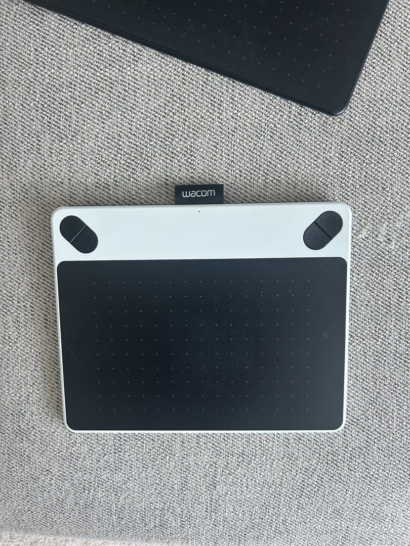 2 Wacom Drawing Tablet with Pen468202948553625601