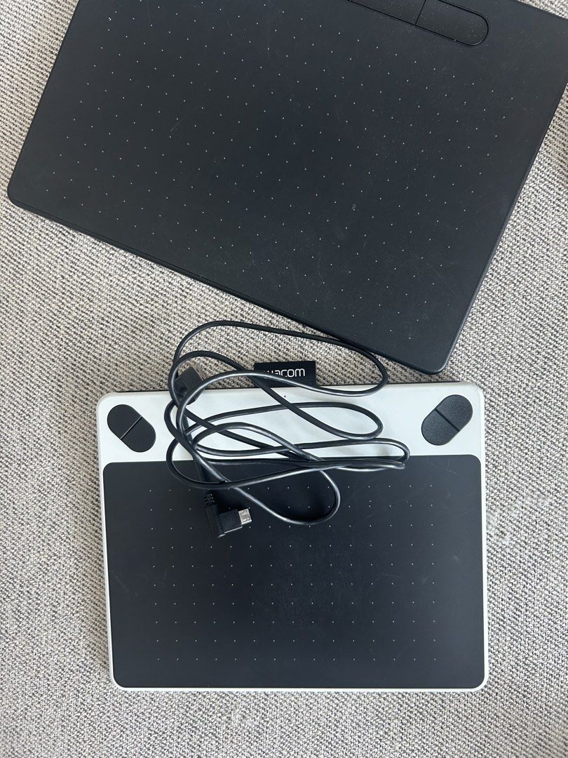 2 Wacom Drawing Tablet with Pen468202948553625600