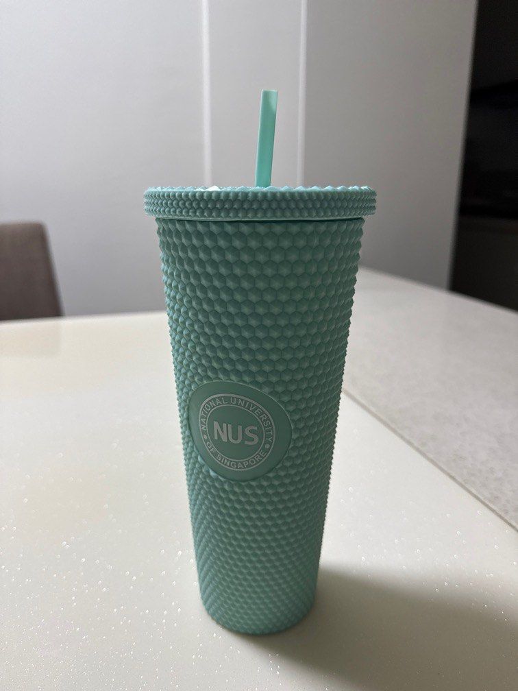 Water bottle468643652882278400