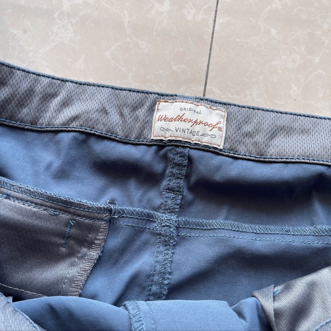 weatherproof (Category: Shorts) located in Naic. Submitted by johnrell1234 (Listing ID 1440844852, Image 3). Description: 📐⬇️ Measurements: Waist: 36” | Length: 21” Color rate: 10/10 like new Condition no Issue .