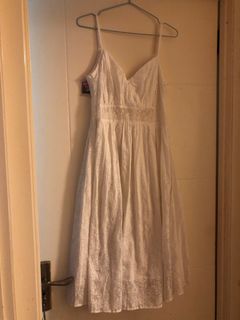 (Category: ) located in . Submitted by francescascloset (Listing ID 1440885967, Image 1). Description: .
