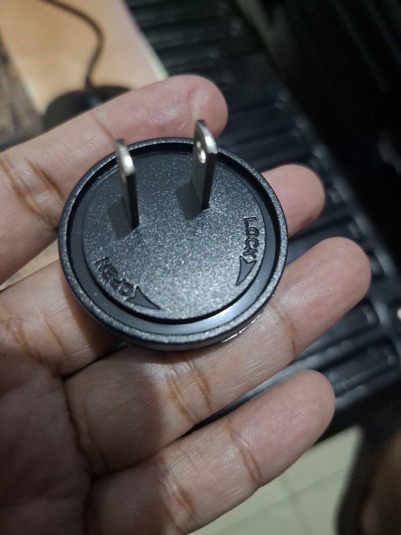 XPPEN ARTIST PRO 16 (GEN 2) (Category: Others) located in Mandaluyong City. Submitted by dvoshore2018 (Listing ID 1440925917, Image 3). Description: Halos hindi nagamit dahil mas nag focus ako sa travel and photography. This is a complete set. I also included a FREE XPPEN official protective bag (Php 799). Since I no longer have the box. Purchased Date: April 20, 2025 Original price is Php 24,000 Selling price Php 20,000 FULL SPECS: Display: 16" 