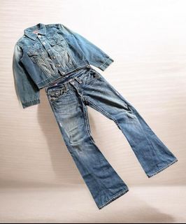 (Category: ) located in . Submitted by thriftchubs (Listing ID 1440927922, Image 1). Description: .
