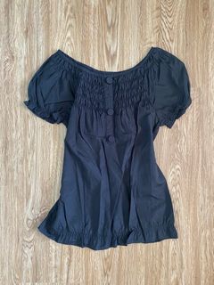 (Category: ) located in . Submitted by e.closet789 (Listing ID 1440793340, Image 1). Description: .