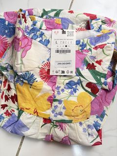 (Category: ) located in . Submitted by dcwardrobe01 (Listing ID 1440839352, Image 1). Description: .
