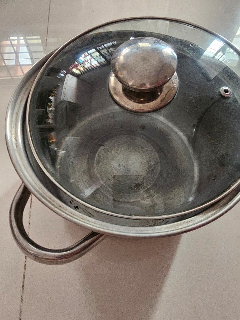 2 different stock pot469092136115261442