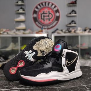 (Category: ) located in . Submitted by kalyedadshoesandapparel (Listing ID 1440982503, Image 1). Description: .