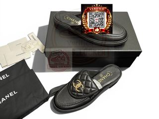 (Category: ) located in . Submitted by shoes.locker (Listing ID 1441001404, Image 1). Description: .