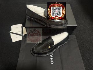 (Category: ) located in . Submitted by shoes.locker (Listing ID 1441002151, Image 1). Description: .